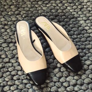 Zara “chanel” style flats - two tone. Worn once💫